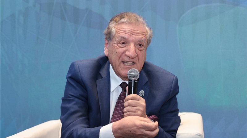 الدكتور فخري الفقي