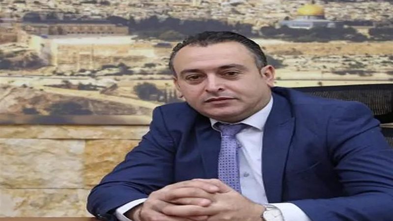 الدكتور أياد أبو
