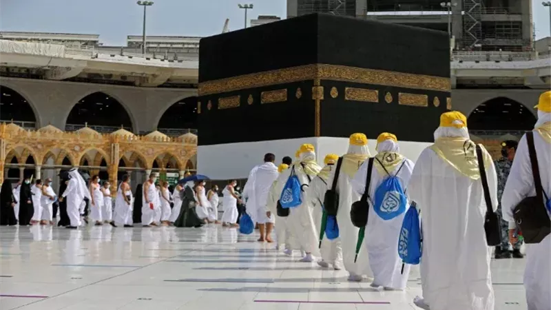 المعتمريين