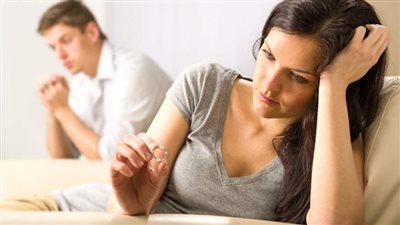 بعد الإنفصال هل تعودي مرة أخرى أم لا؟ ..اعرفي الإجابة من استشاري نفسي