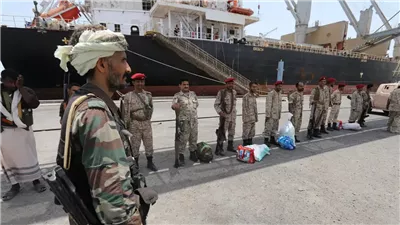 اليمن على شفا معركة كبرى.. 80 ألف جندي لاستعادة ميناء الحُديدة من الحوثيين