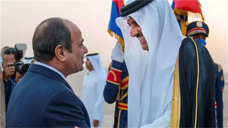 السيسي ونظيرة القطري