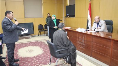 محافظ بني سويف يتابع تنفيذ الإجراءات المنفذة لمشكلات أهالى المنصورة