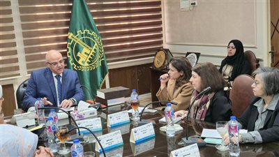 محافظ القليوبية يعقد اجتماعًا لمتابعة مشروع البنك الدولي لادارة تلوث الهواء