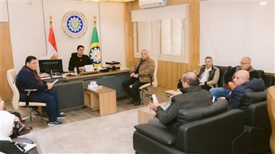 محافظ الدقهلية يوجه بمتابعة مستمرة للحد من التلوث الصناعي وحماية البيئة