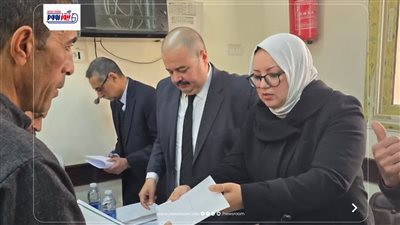 تضامن الفيوم يسلم دعمًا ماديا وعينيا لأسر شهداء لقمة العيش بطامية