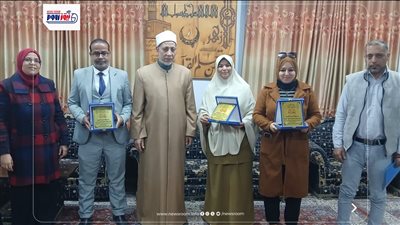 رئيس منطقة المنيا الأزهرية يكرم الإدارات التعليمية المتميزة بمعرض رياض الأطفال