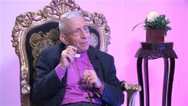 المطران منيب يونان