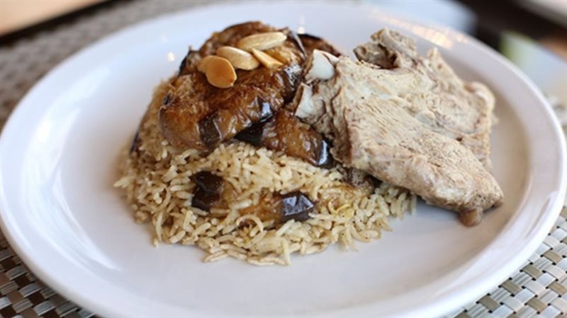 مقلوبة باللحم والباذنجان