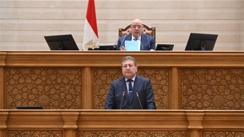 طارق شكري