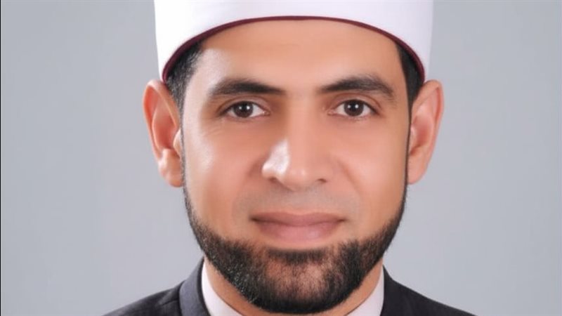  الدكتور علي محمد