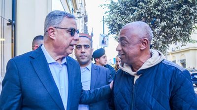 محافظ الإسكندرية يتفقد شارع سعد زغلول بمحطة الرمل بحي وسط لتعزيز الانضباط 