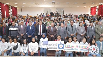 رئيس جامعة السويس يفتتح الموسم السابع والثامن لجامعة الطفل بالجامعة 