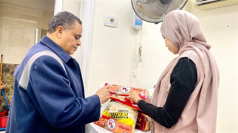 مسؤولين ومفتشي التموين