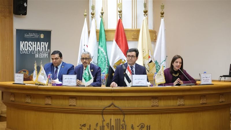 وزير الثقافة يفتتح