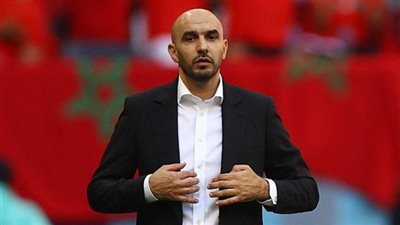 هل يقترب وليد الركراكي من تدريب الأهلي؟ الخطيب يحسم القرار