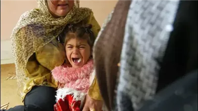 في اليوم العالمي للقضاء على ختان الإناث.. طبيب يكشف لـ نيوز رووم مخاطر الختان