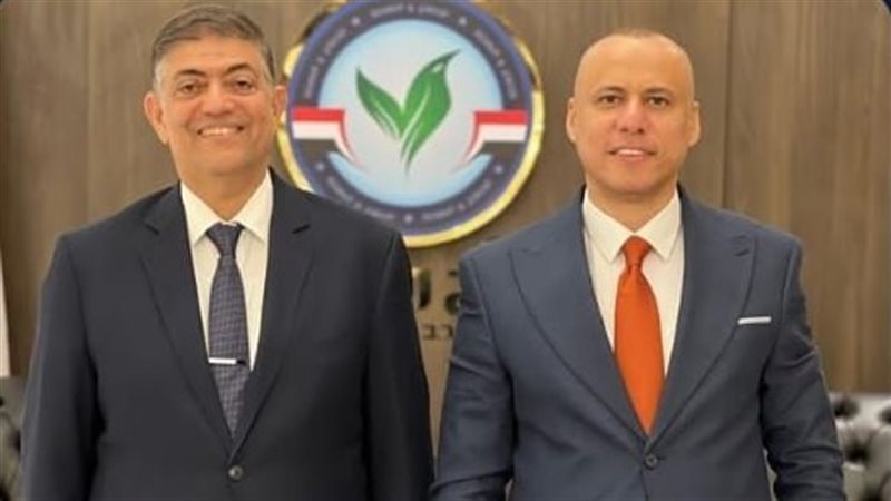 رئيس الحزب مع هشام