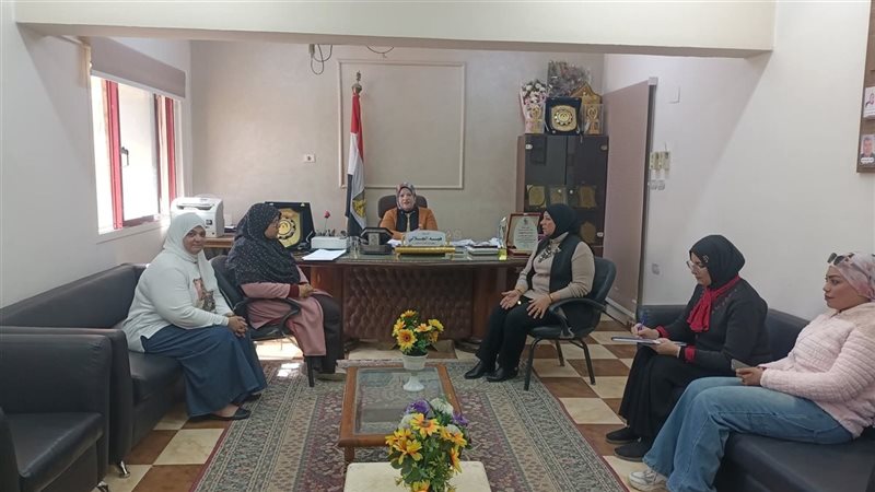الاجتماع بحضور وكيل