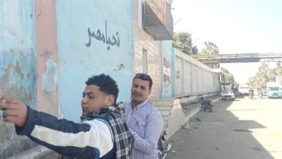 رفع 30 طن مخلفات وتركيب 45 كشاف إنارة في قرية 