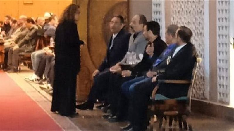 عزاء والد الفنانة