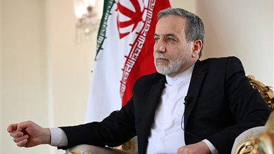 وزير الخارجية الإيراني: لا نسعى للحرب لكننا مستعدون لها.. والتخصيب خط أحمر
