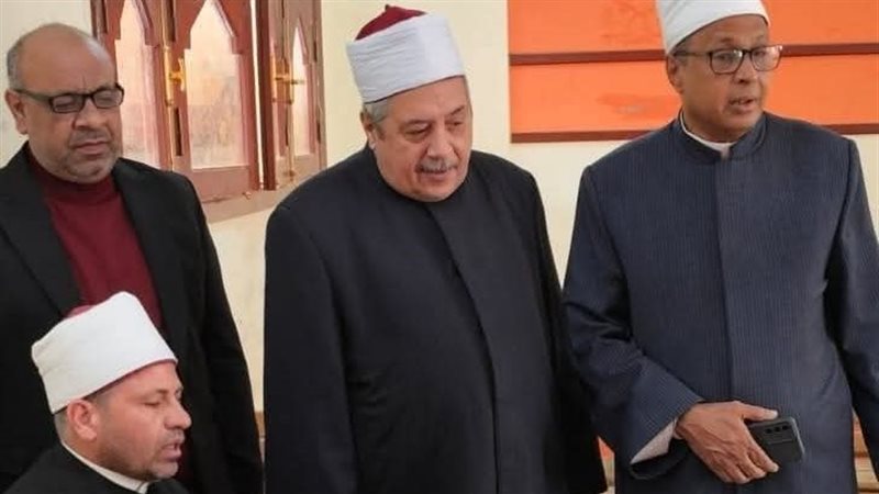 الشيخ أيمن عبد الغنى