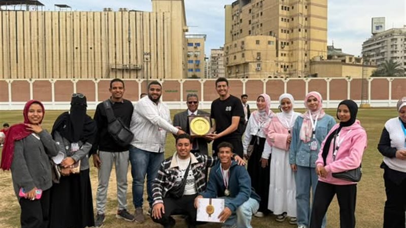 طلاب كلية الزراعة