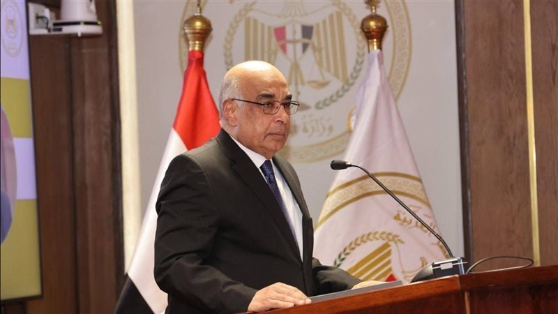 المستشار عدنان فنجري