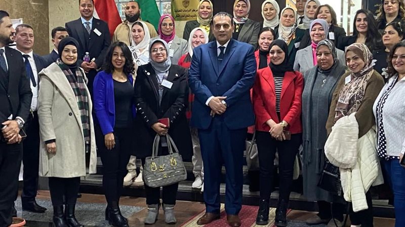 عمالقة الاستراتيجية