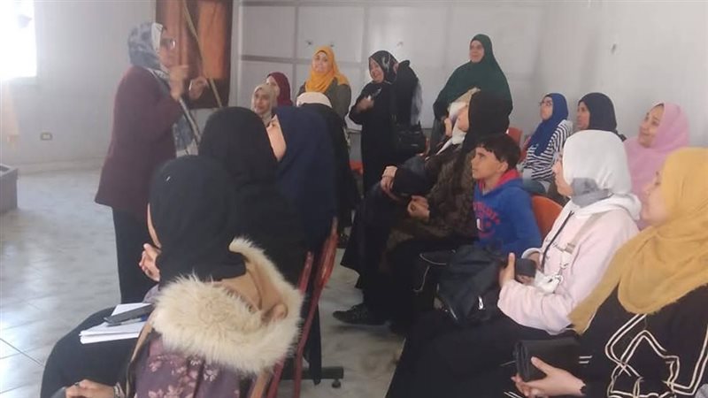 جانب من الندوة 