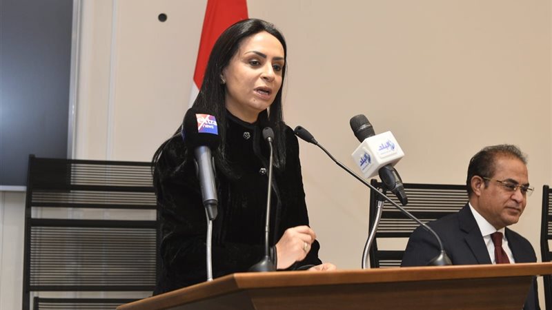 الدكتور مايا مرسي