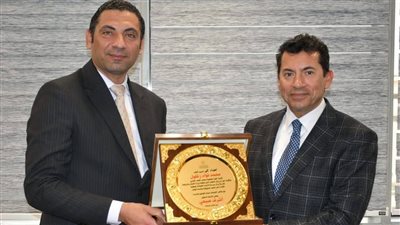 تكريم نائب الوعي محمد فؤاد زغلول من وزير الشباب والرياضة