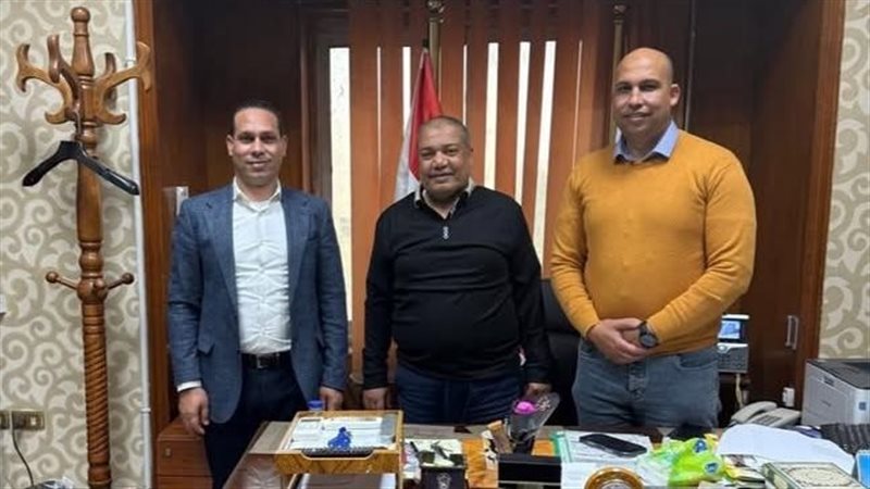 النائب سيد عبد الجليل