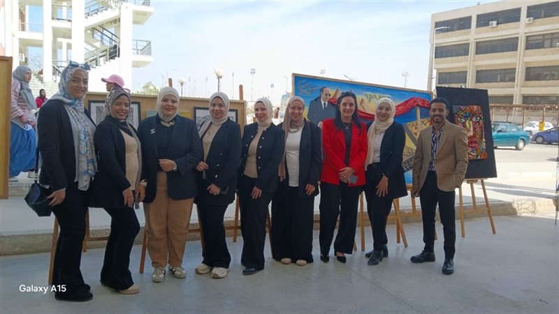 إبداعات بيئية بريشة