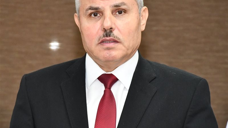 كلية التجارة بجامعة