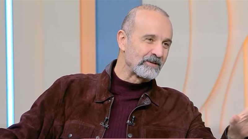 الفنان أيمن عزب 