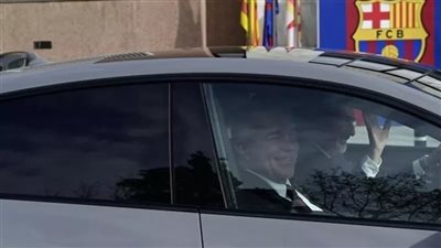 تفاصيل زيارة خوان لابورتا إلى مقر نادي برشلونة بعد استقالته 