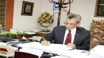 تعيين المستشار هاني حنا وزيرًا للشئون النيابية والقانونية والتواصل السياسيى
