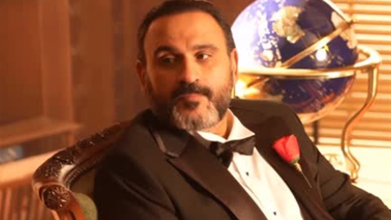 أكرم حسني