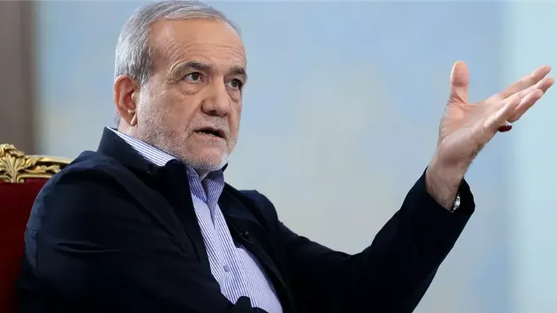 الرئيس الإيراني مسعود