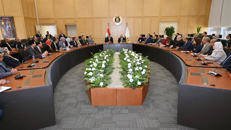 اولى اجتماعات الوزير