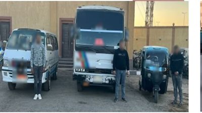 لاختصار الطريق.. ضبط 3 سائقين لا يحملون تراخيص لسيرهم عكس الاتجاه بالقاهرة