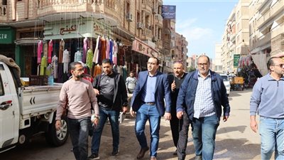نائب محافظ الإسماعيلية يتفقد القصاصين والتل الكبير لمتابعة انتظام العمل 