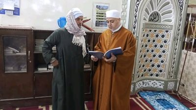 وكيل وزارة الأوقاف بأسيوط يتابع مساجد مركز القوصية ميدانيًا فجرا