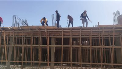 محافظ أسوان يتابع إزالة 453 حالة تعدٍ على أراضي الدولة ضمن الموجة 28