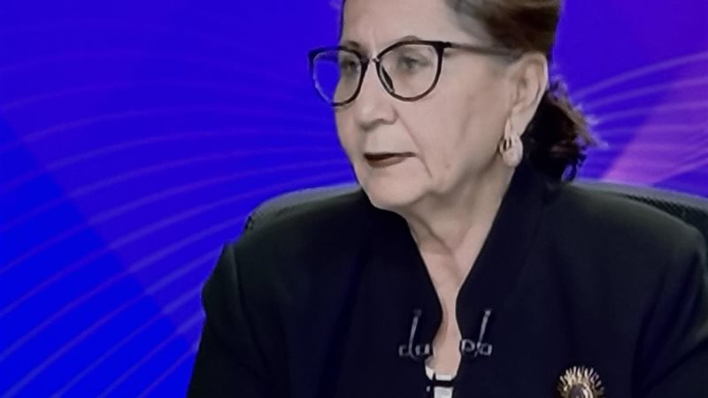  الدكتورة علياء المهدي،