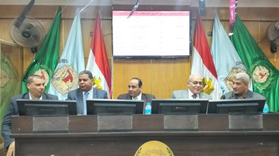 كلية الزراعة بسوهاج تفتتح فعاليات الدورة التدريبية ال16 للمشتغلين فى الاتجار  