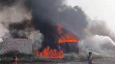6. النيران تلتهم مخزن وقود في كوم أمبو.. والحماية المدنية تتدخل