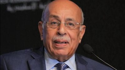 «أحد أعلام القانون العام».. طارق العوضي: رحيل مفيد شهاب خسارة كبيرة